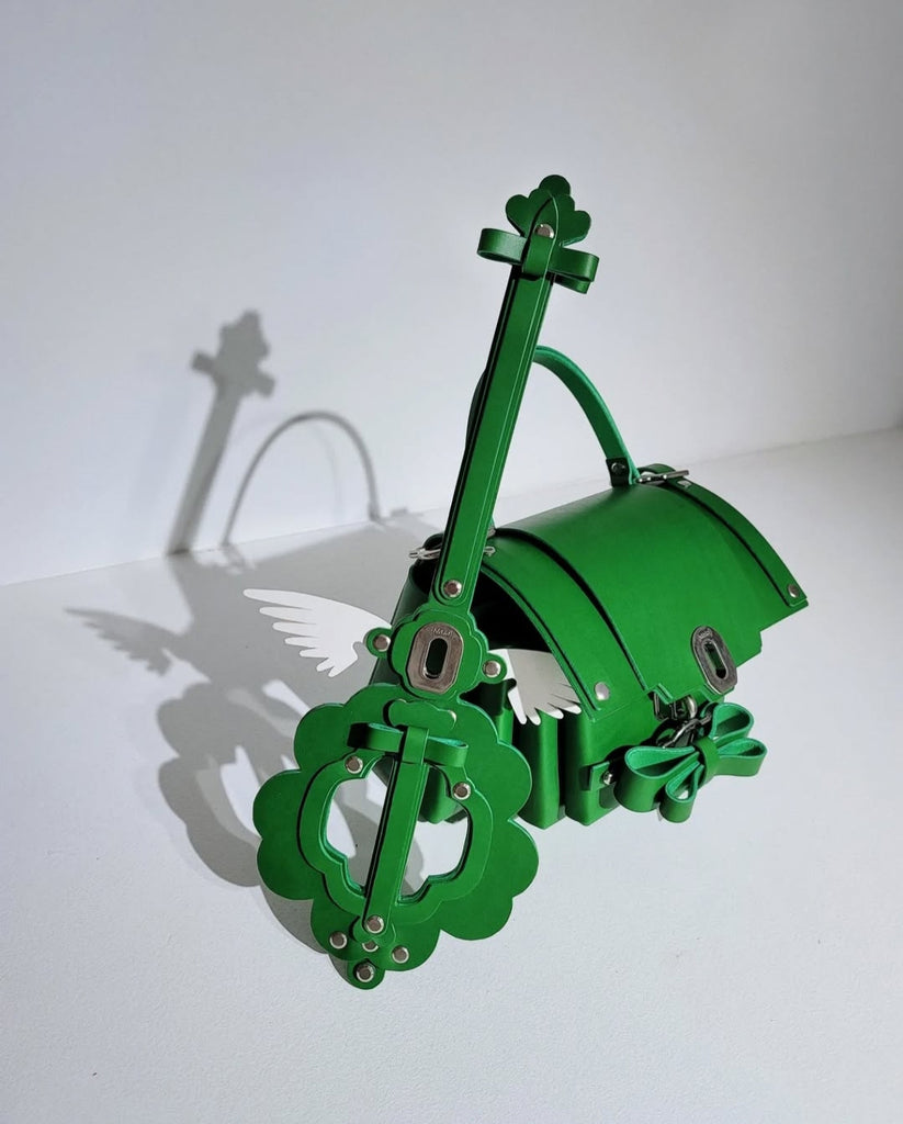 超希少‼️ATELIER TAKUMI magic wand パター MAGICAL-GIRL WAND - clover edition – Niels Peeraer