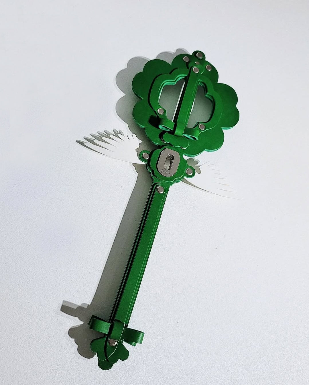 MAGICAL-GIRL WAND - clover edition – Niels Peeraer