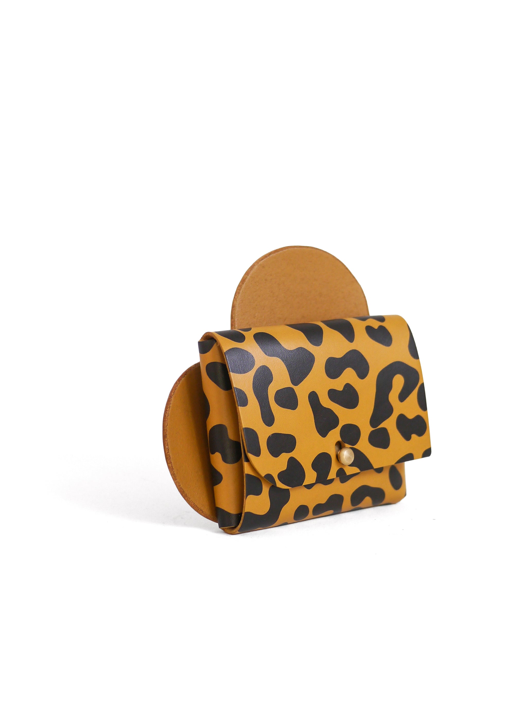 HOLLY LOVES LOVE★韓国★人気 Heart Quilting Wallet [Leopard] Designer fashion, Seoul-fully created | W Concept